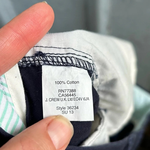 J Crew Chino  Shorts 3”, size 4 - Picture 5 of 9